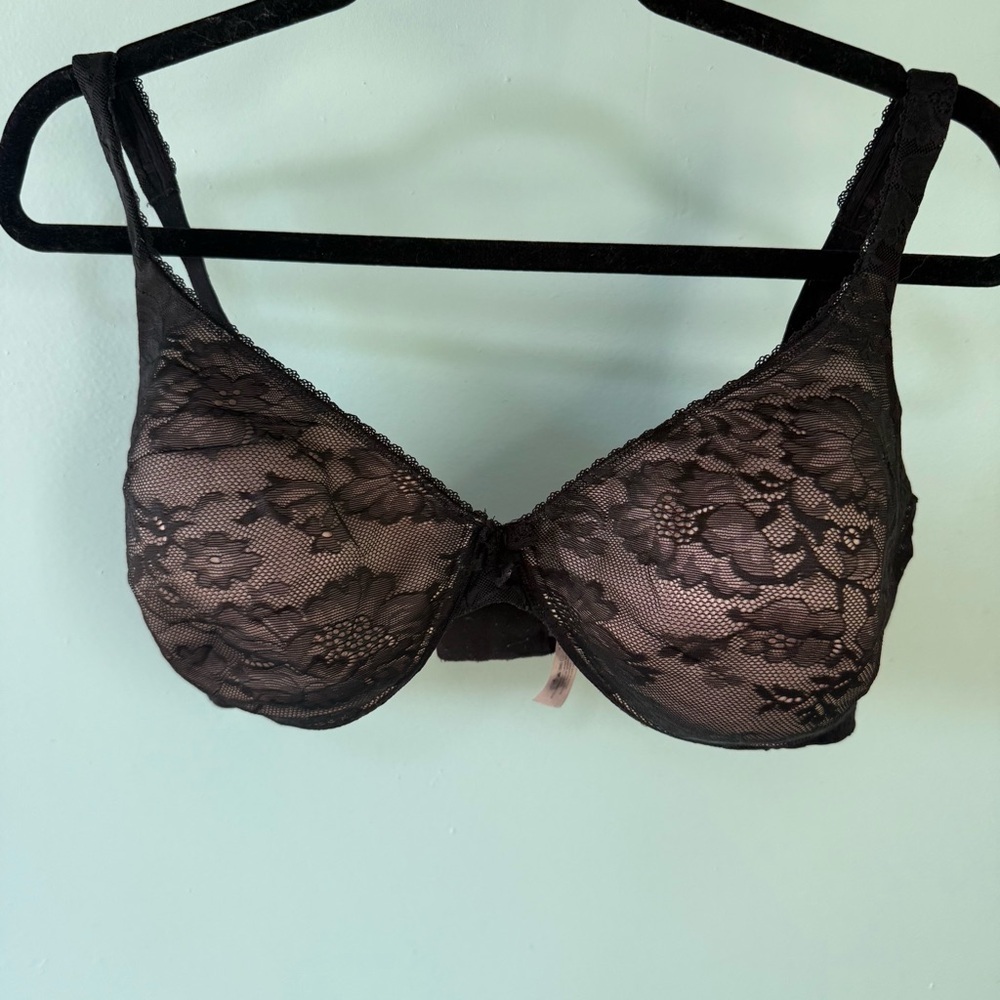 Victorias Secret Body By Victoria Unlined Perfect Coverage Bra 40DD Black Lace